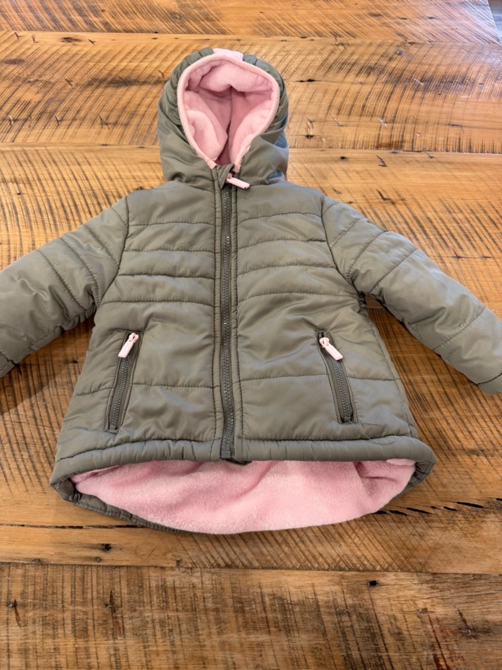 NEW Hunter Girls Puffer Jacket in Sage Green with Pink Lining